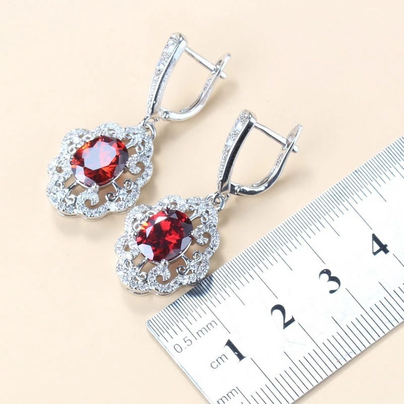 Cubic Zirconia 4-Piece Jewelry Set, Necklace — detail close-up