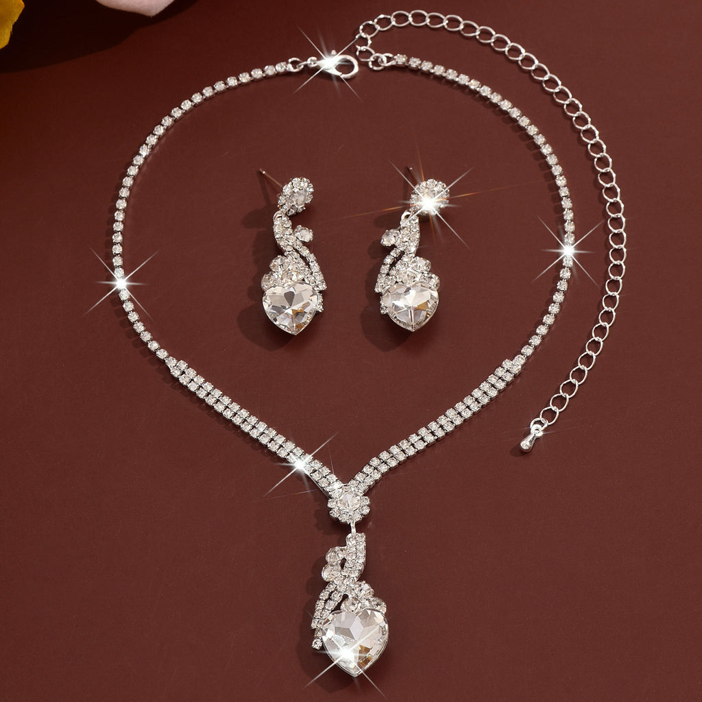 Claw Chain Teardrop and Heart Necklace and Earrings Set of 2 in Royal Blue, Red — detail close-up
