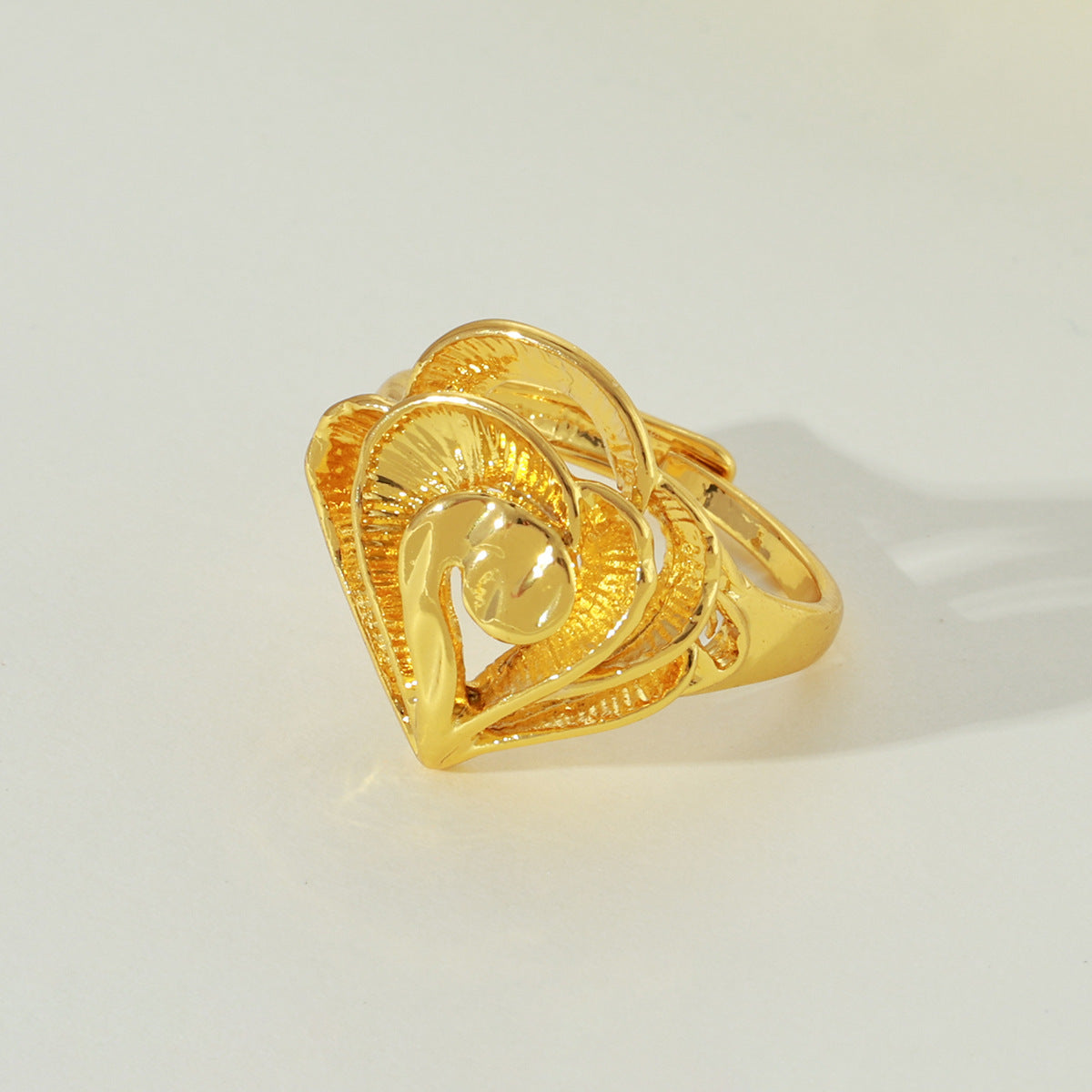 Hollow Flower Open Ring for Women, Irregular Heart-Shaped Band — scale reference
