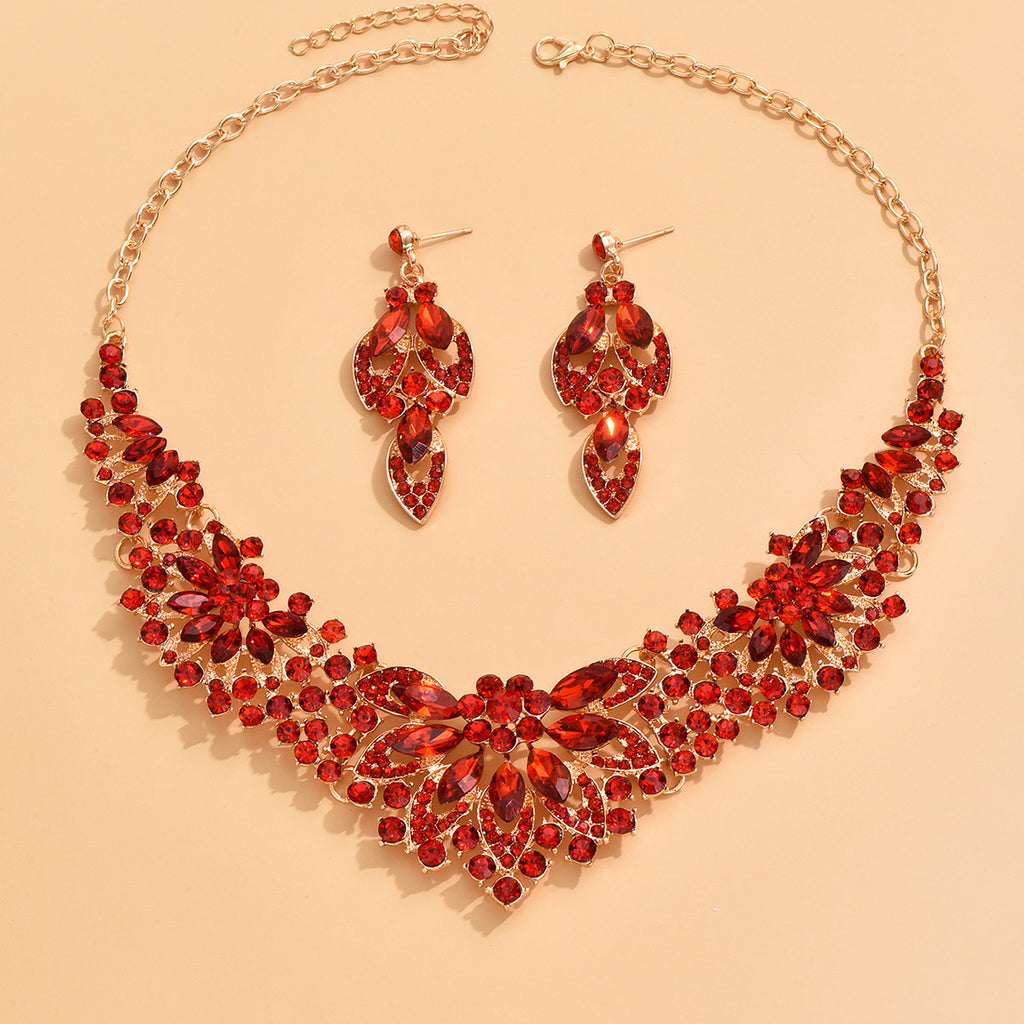 Stone-Set Flower Necklace and Earrings Bridal Set in Green, Red — finish detail