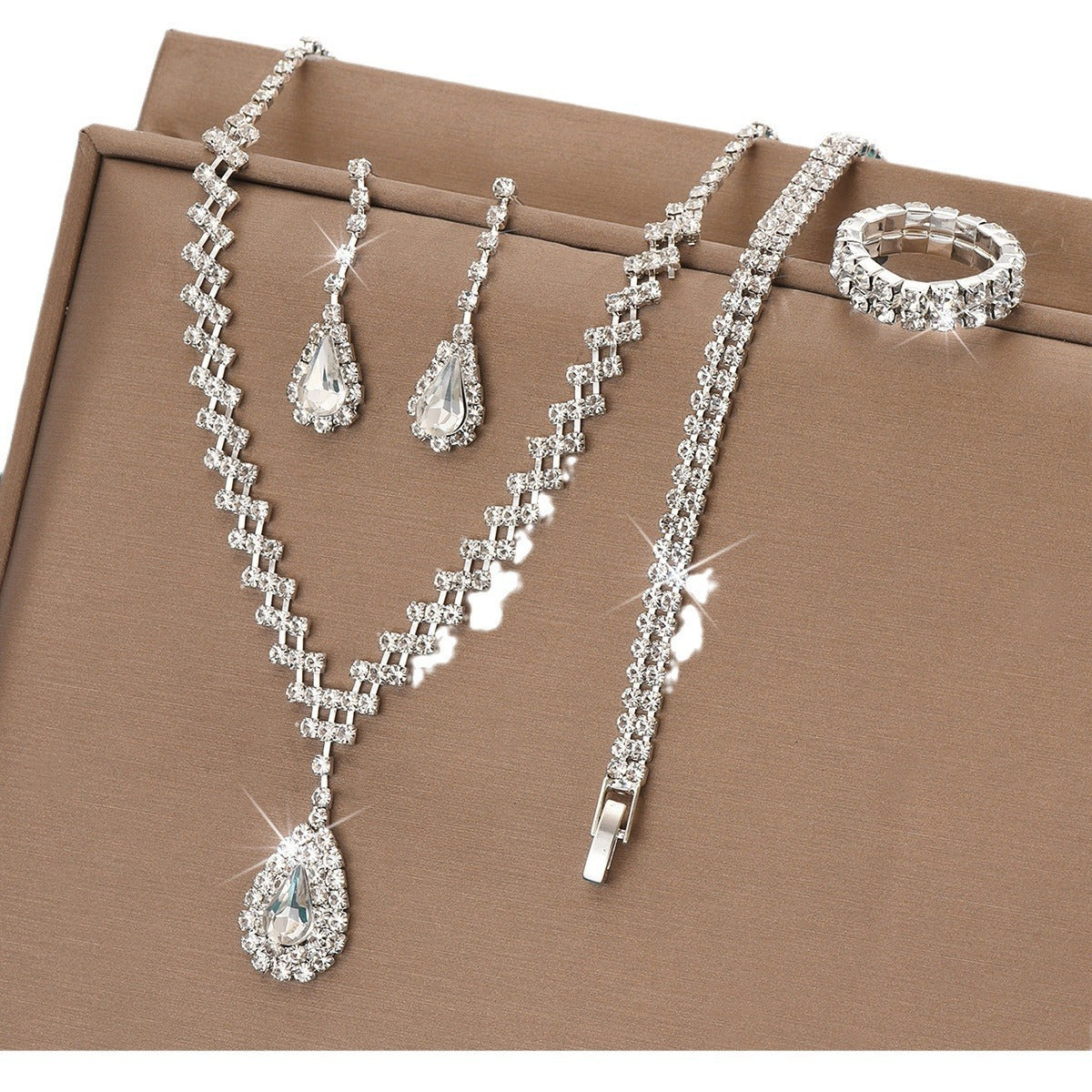 Teardrop Rhinestone Jewelry Set for Women, Claw-Chain Necklace — shown in use
